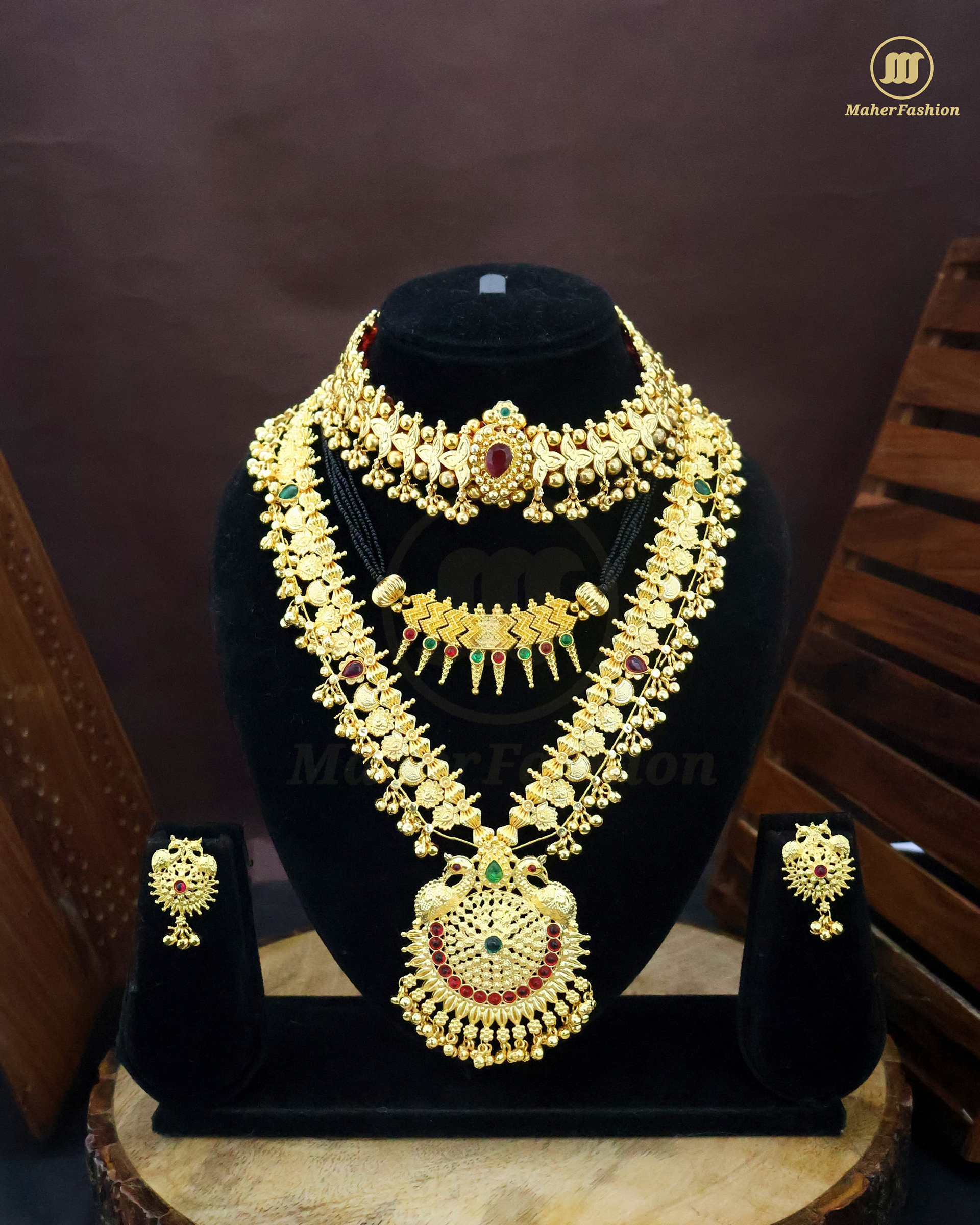 TRADITIONAL KOLHAPURI SAAJ SET